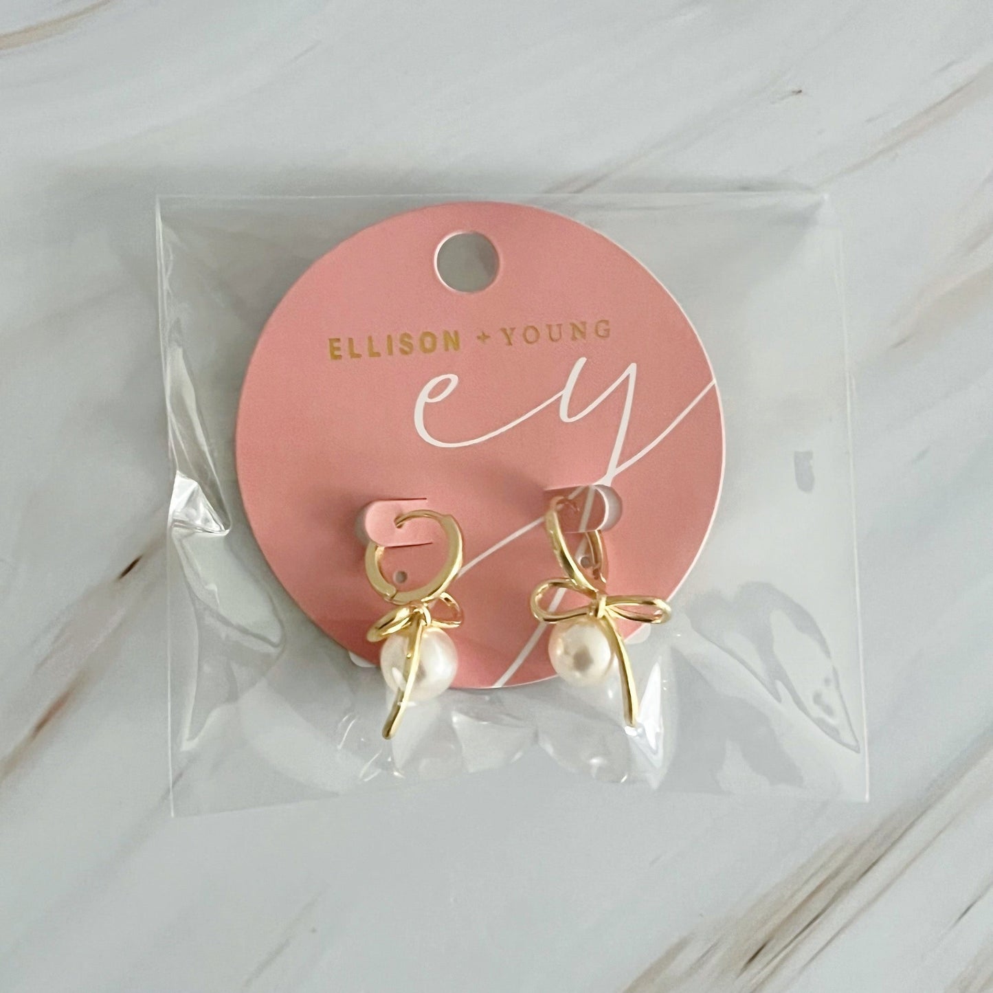 Bowed With Pearl Drop Earrings (US and Canada shipping Only)