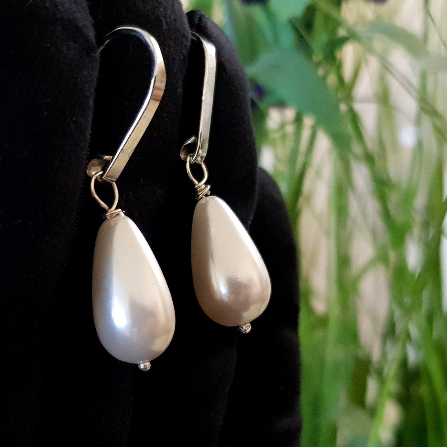 Dew Drop - Bridal Jewellery Collection -Teardrop Shell Pearl  |